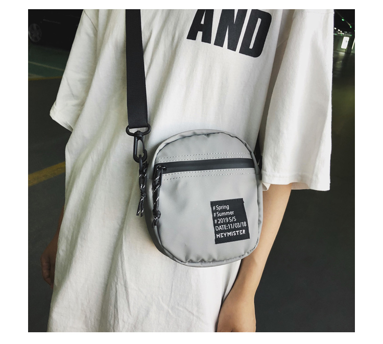 Tide thương hiệu net đỏ nhỏ Messenger túi nam in triều nhỏ ba lô nữ hoang dã cặp vợ chồng điện thoại di động túi nhỏ túi đeo vai bình thường - Túi của con người túi đeo chéo nam hàng hiệu