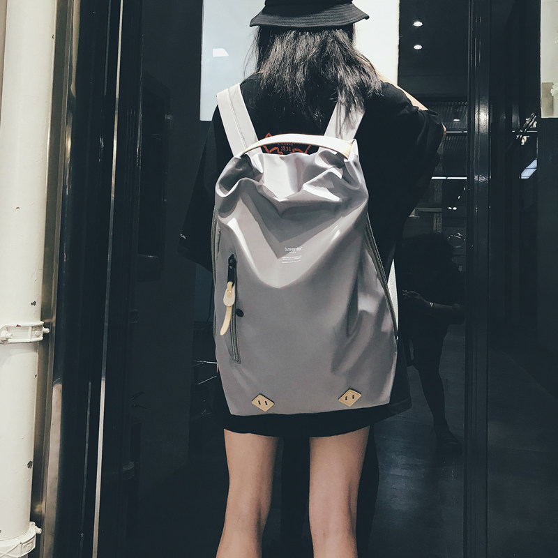 Fashion trend fitness travel bag female ins super hot backpack travel large capacity casual lightweight school bag men