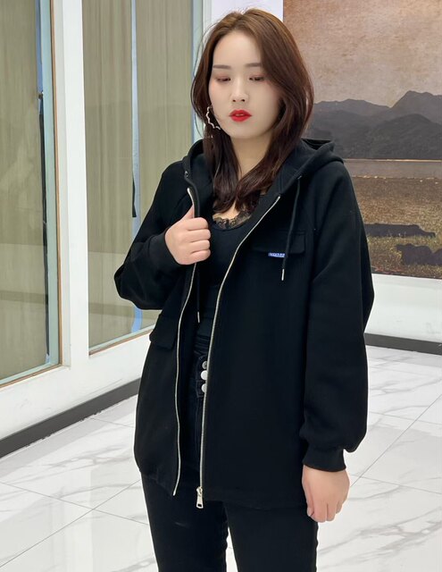 Ying Ming Qi's Exclusive Store Offers 12 Styles of Plus-Size, Fashionable, Casual, Loose-Fitting, Slimming, and Stretchy Jackets