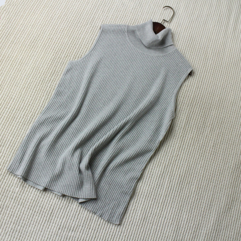 Sample Clothing from Foreign Trade Factories* Cotton Pullover Knitwear, High-Neck Ribbed Sleeveless Spring and Autumn Sweater Vest for Women, with Cut Tags Sample Clothing from Foreign Trade Factories* Cotton Pullover Knitwear, High-Neck Ribbed Sleeveless Spring and Autumn Sweater Vest for Women, with Cut Tags