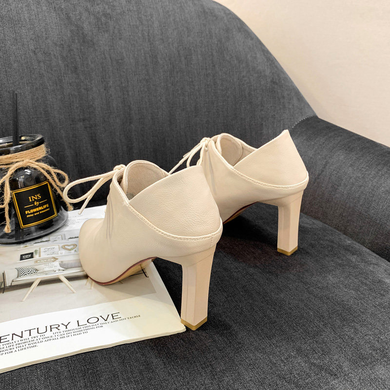 High heels children 2021 new spring and autumn 2022 spring thick heel small leather shoes English wind deep mouth shoes nude color