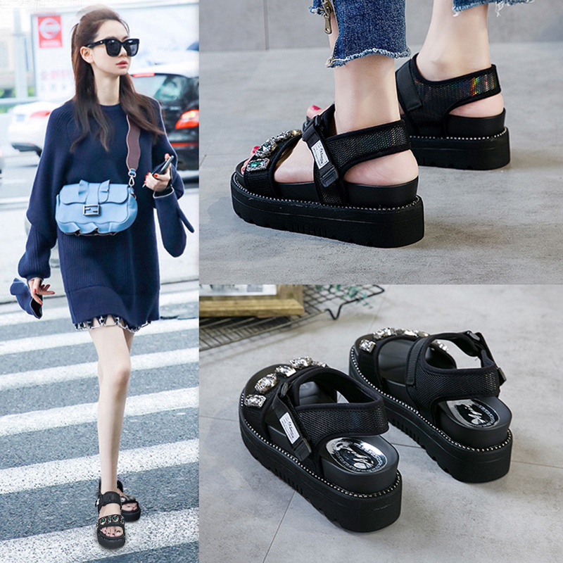 2022 New Summer Season 2021 Nets Red Sandals Shoes Ins Chaosung Pastry Thick Bottom Super Fire 100 Hitch Flat-bottomed Women's Shoes Water Drill