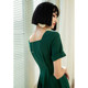 Rare probability French slim dress Hepburn style 2024 summer new short-sleeved retro square neck waist skirt