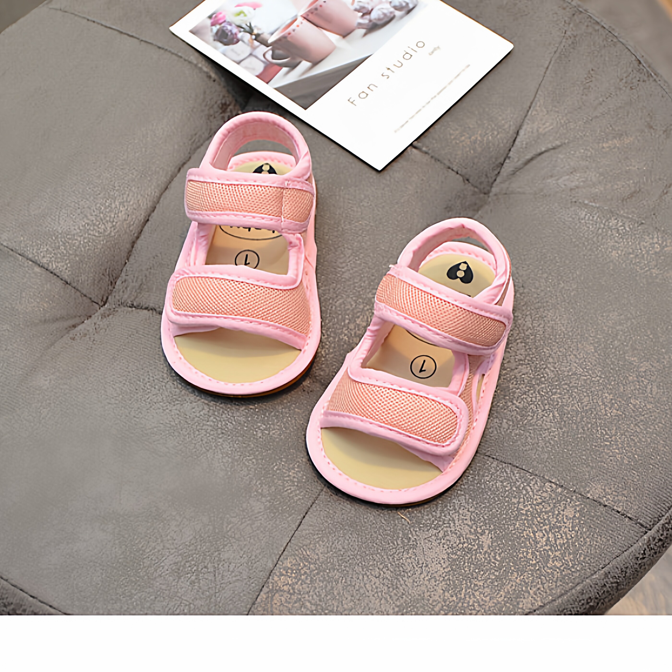 Summer Mesh Anti-Drop Men's and Women's Soft Bottom Sandals for 0-1 Years Old — 1