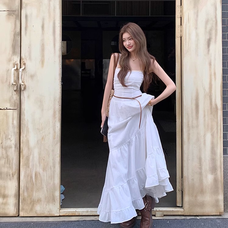 Tall Women's Long White Spaghetti Strap Dress, New Summer French Style, Waist-Cinching, Flared A-Line Vacation White Dress