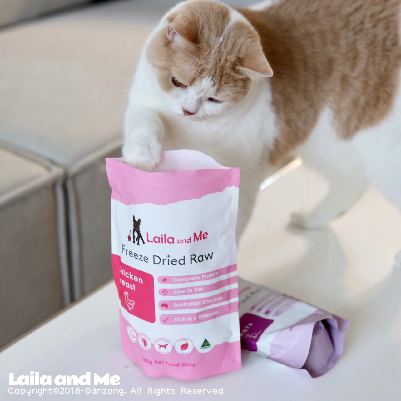 Australia Laila and Me Wild Boar Kangaroo Beef Chicken Heart Pure Meat Freeze-dried Reward Snacks for Cats and Dogs 60g