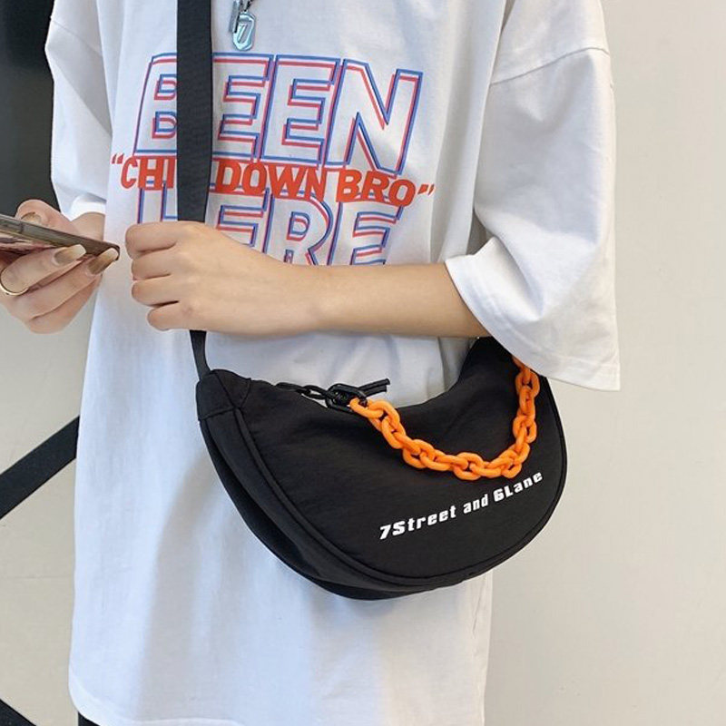 Nylon messenger bag women's 2021 new trendy dumpling bag lightweight small shoulder bag all-match one-shoulder canvas net red small cloth bag