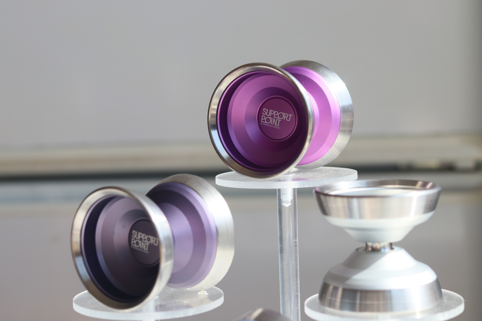 Xintis yo-yo: titanium-enhanced, high-performance spin art!