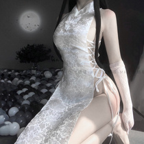 Fairy Meow: The warlords wifes sexy underwear cheongsam uniform tight high open fork hollow sexy nightgown temptation