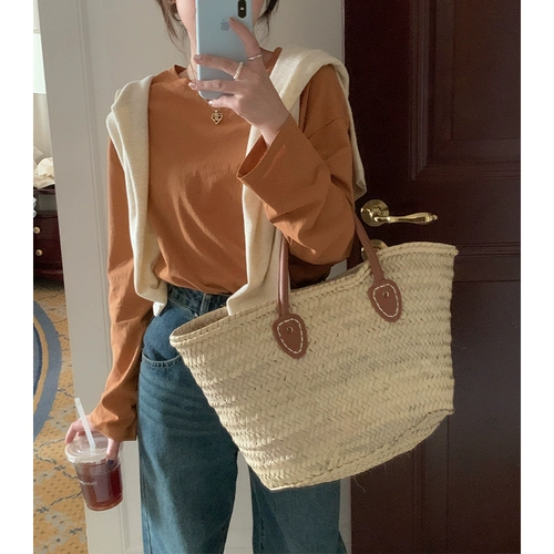 Белая хлопковая базовая приятная телу футболка, весенний дизайнерский лонгслив, тренд сезона, оверсайз