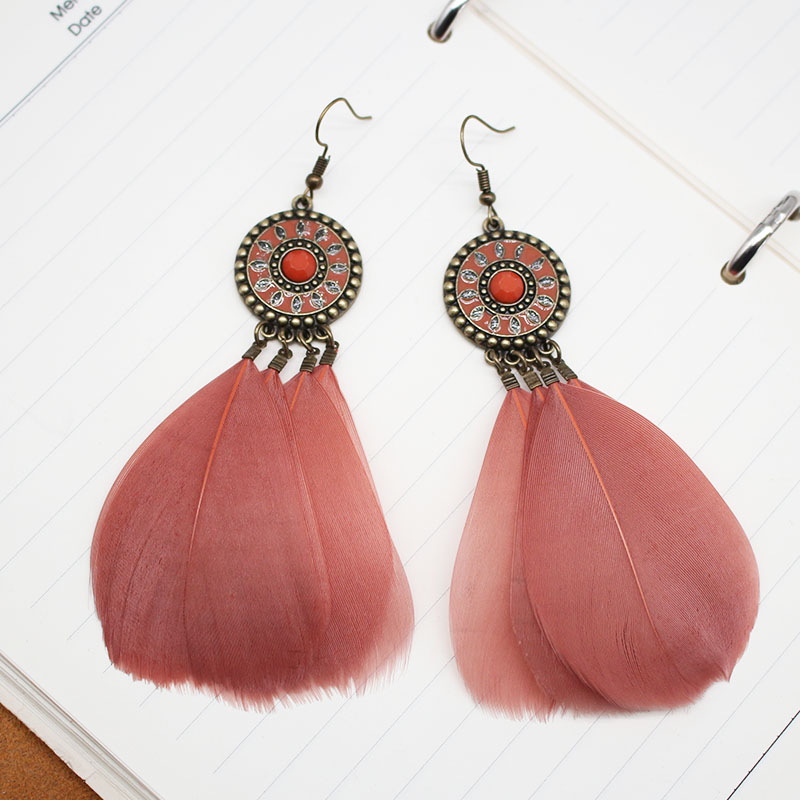 The new trend of the national wind earrings 2018 Su Feather autumn and winter is suitable for round face of the obvious thin temperament exaggeration