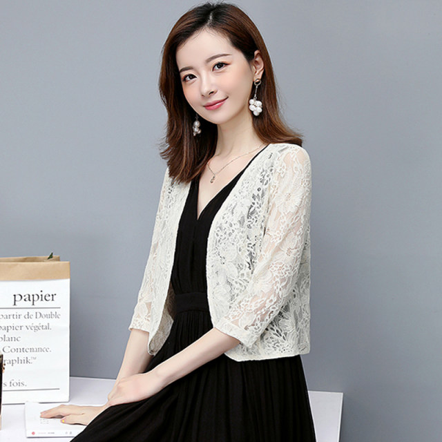 Lace small shawl short women's 2020 summer new hollow out cardigan thin small coat with matching skirts