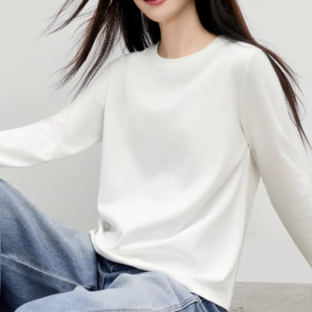 Round Neck White Long-Sleeved T-Shirt for Women 2025 Autumn and Winter New Style Simple Work Clothing Versatile Fashionable Top