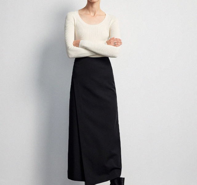 Upgraded and Thickened Universal Base Layer Biella and Fine Wool Base Knit Sweater for Women with U/V Neck