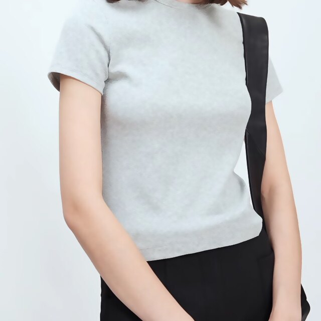 Age-Reducing Snake-Shaped Yarn Ribbed Cotton Round-Neck Short-Sleeve T-Shirt, Slim Fit, Not Tight on the Body, Regular Shoulder Women's T-Shirt