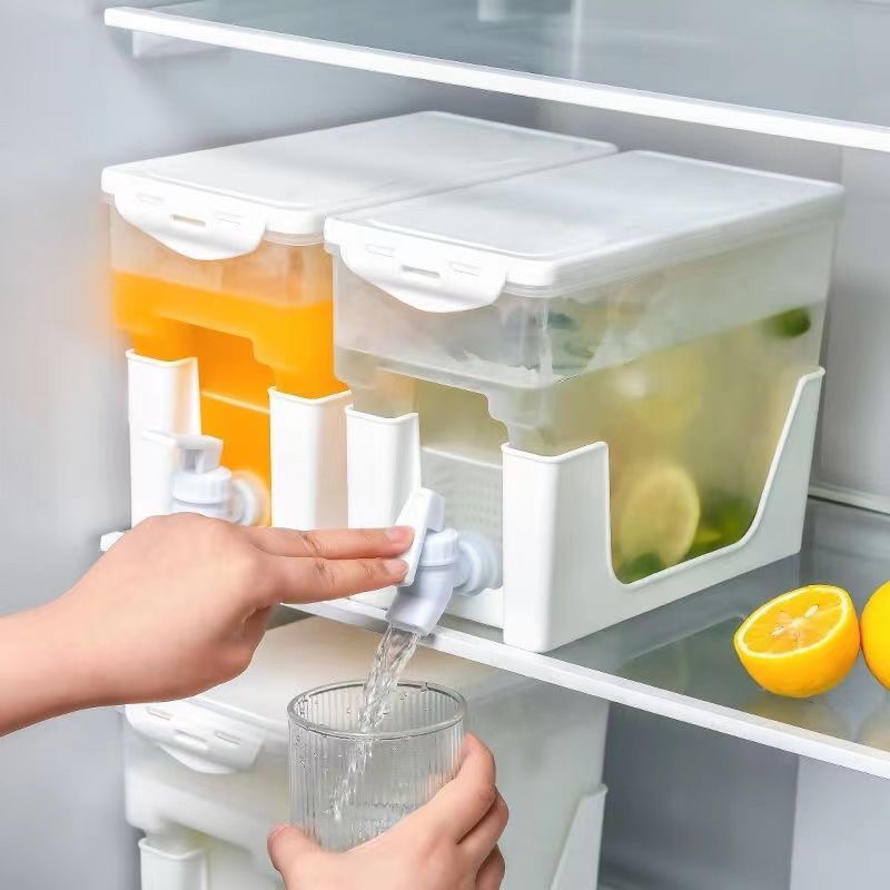 Refrigerator Cold Water Jug with Lid, Faucet Switch, Household Beverage Dispenser for Fruit Tea with Filter, Large Capacity Water Bucket
