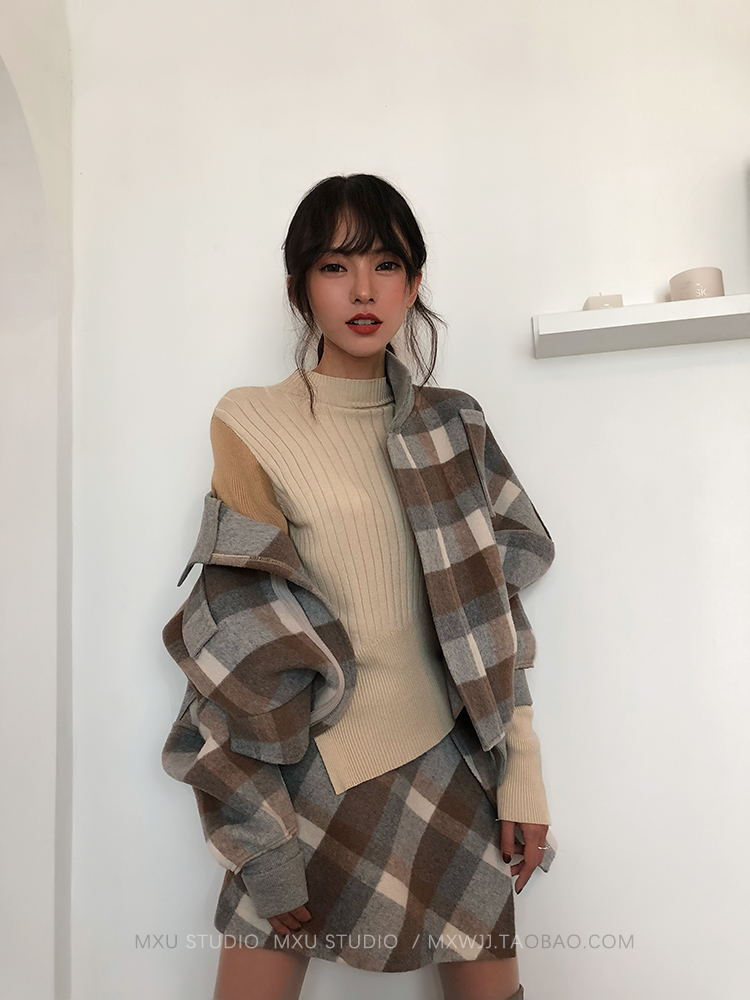 MXU độc quyền nguyên bản kẻ sọc len lông ngắn nữ 2018 len mùa đông hai mặt váy set áo khoác nữ đẹp