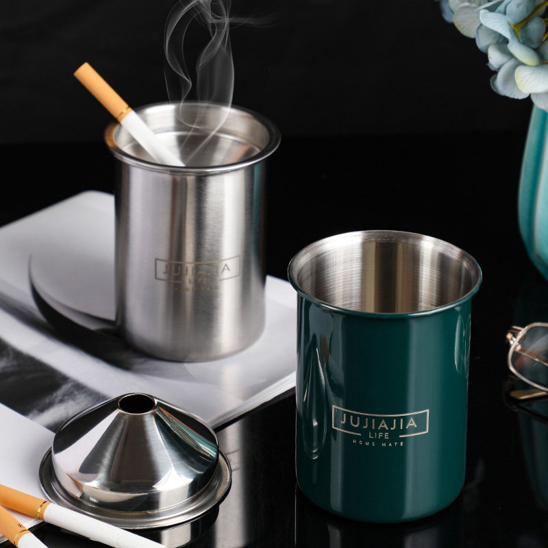 Cigarette Ash Trays Creativity Personality Trend In-car Home Living Room Anti-Fly Ash Light Lavish Stainless Steel Funnel Cigarette Ash Flush