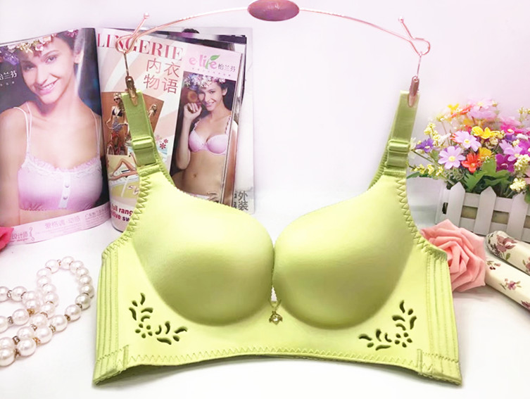 Mới không có vòng thép áo ngực rỗng gợi cảm thoải mái thoáng khí đồ lót liền mạch dày một mảnh ngực nhỏ tập hợp áo ngực quần lót nữ cao cấp