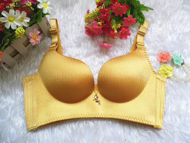 Đuôi chải thương hiệu hàng hóa không có dấu vết không có vòng thép tập hợp Điều chỉnh đồ lót tập trung áo ngực massage ngực bốn ngực quần áo nữ