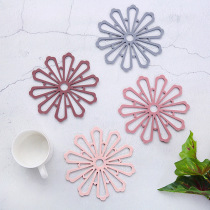 The insulation mat mats heat-resistant household mat Bowl plate casserole coasters silicone anti-scalding hot mats for kitchen