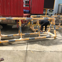 Rejecting the horse roadblock mobile Iron Horse guardrail School force isolation fence road security check car