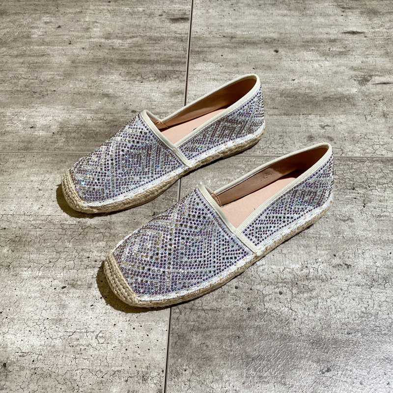 Fisherman shoes and ladies flat fragrance thick spring and autumn Lefu shoes drill a foot sloth shoes 2020 new package shoes