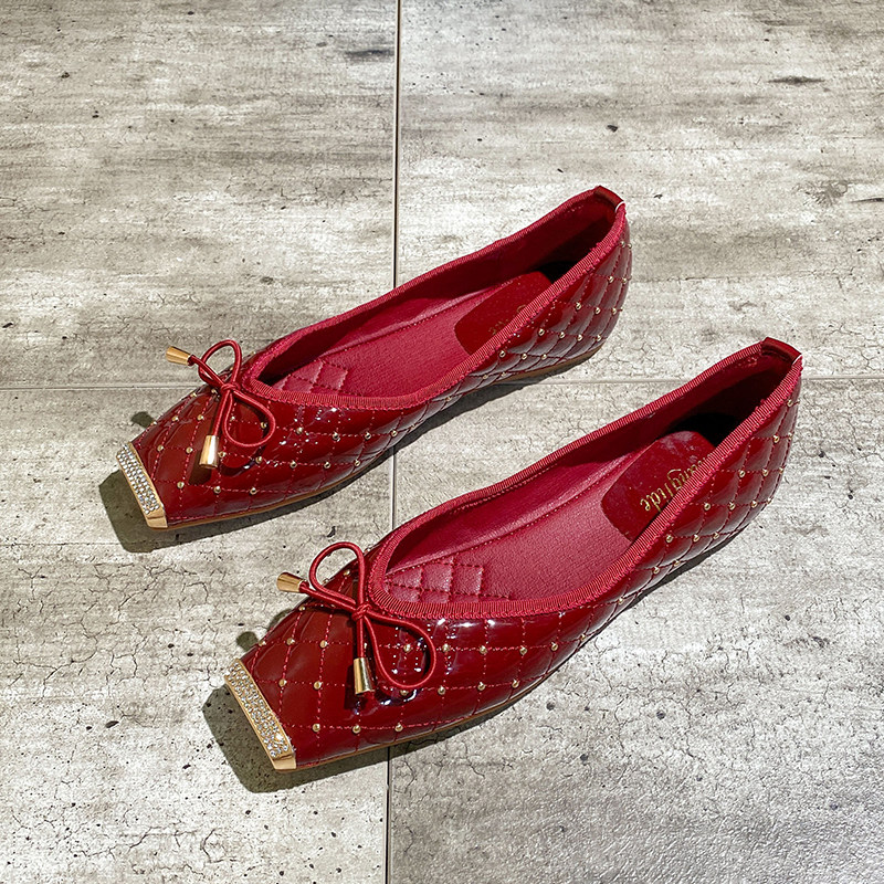 Square head female flat bottom 2020 new flat heel Spring and autumn Korean version 100 hitch bow tie water drill soft leather soft bottom