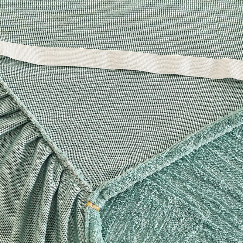 Europeanstyle simple carved milk velvet bed skirt fourpiece set lace