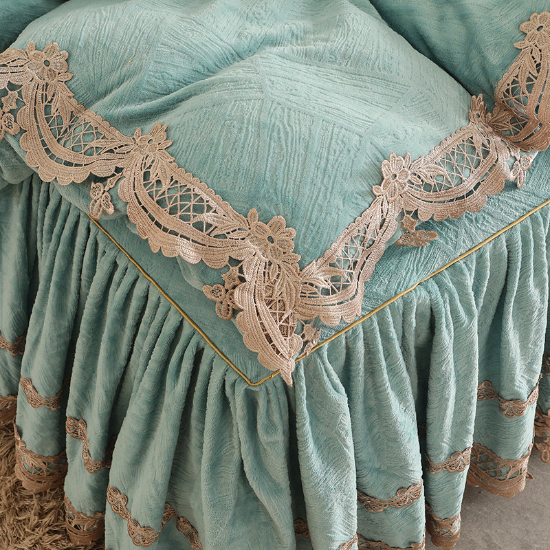 Europeanstyle simple carved milk velvet bed skirt fourpiece set lace