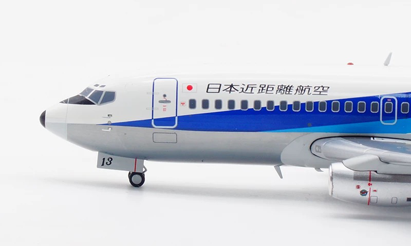 NKA 日本近距離航空 B737-200 JA8413 1/200 NKA 日本近距離航空 B737-200 JA8413 1/200 - メルカリ