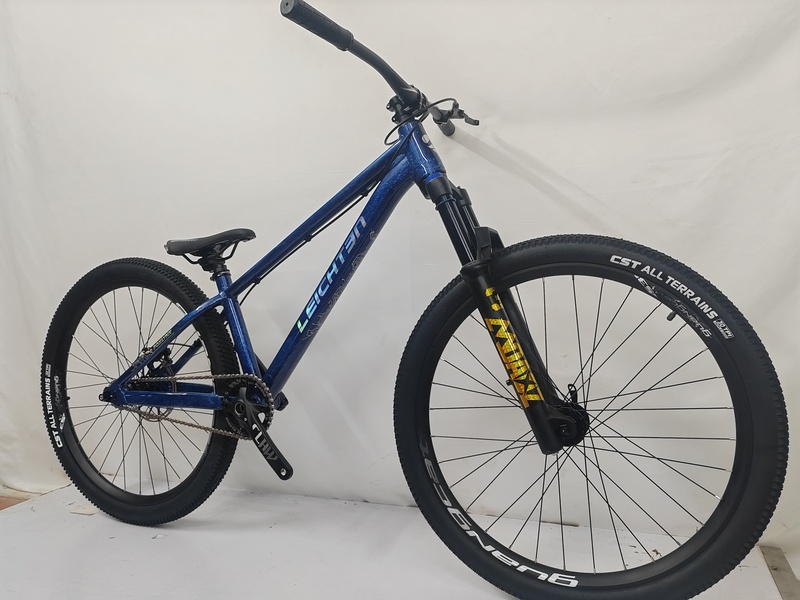 New Third-Generation Leichten Laide Tuopei 26inch Third-Generation Linghu Complete Bike, Youth Street Bike, Single-Speed Air Fork New Third-Generation Leichten Laide Tuopei 26inch Third-Generation Linghu Complete Bike, Youth Street Bike, Single-Speed Air Fork