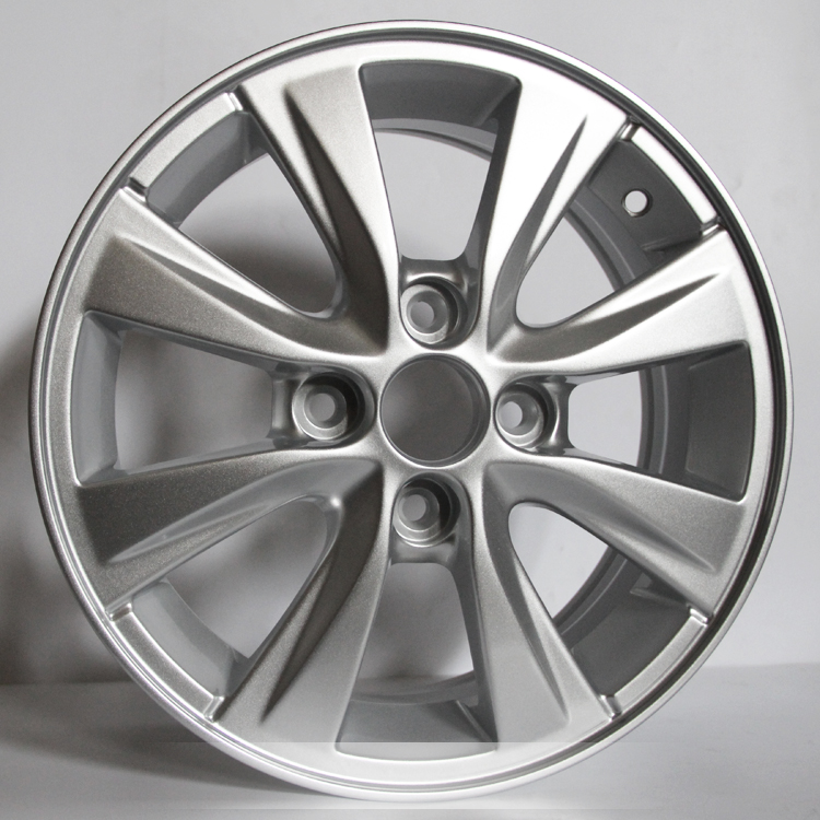 Mẫu xe 14 inch 15 inch mới mang phong cách âm nhạc của hãng xe ô tô châu Âu - Rim mâm đúc r13