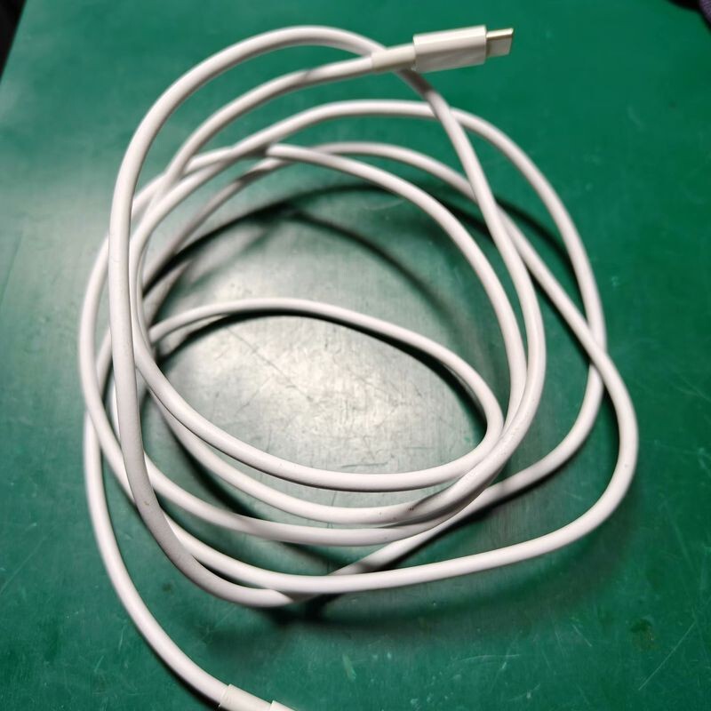 Negotiable Price - 2m MacBook Dual Type-C Fast Charging Cable, 17 Fast Charging Cables, Repairable