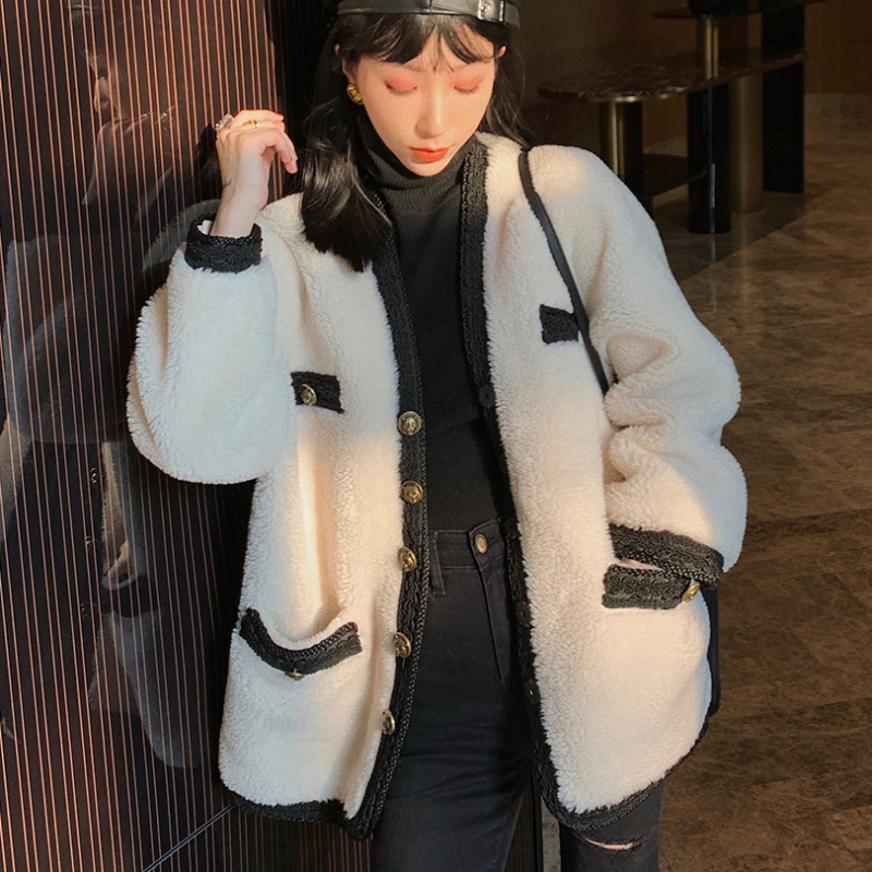 Vanchy White Lamb Coat Woman Winter Fur One Han Edition Han Little Short Short Clothing Fur Coat