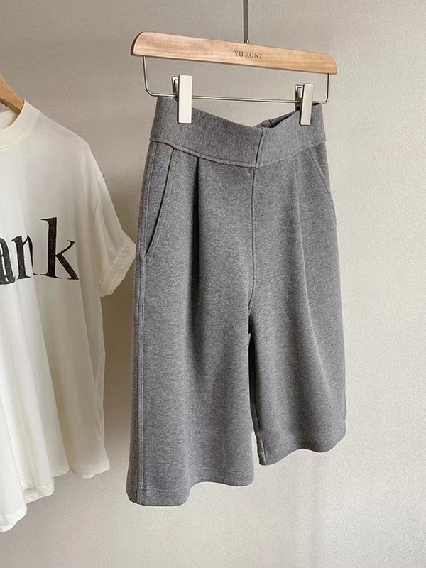 Casual Sports Pants for Women, Summer Versatile Loose Gray Pants, High-Waisted Mid-Length Pants, Five-Point Wide-Leg Pants, Bermuda Shorts Casual Sports Pants for Women, Summer Versatile Loose Gray Pants, High-Waisted Mid-Length Pants, Five-Point Wide-Leg Pants, Bermuda Shorts