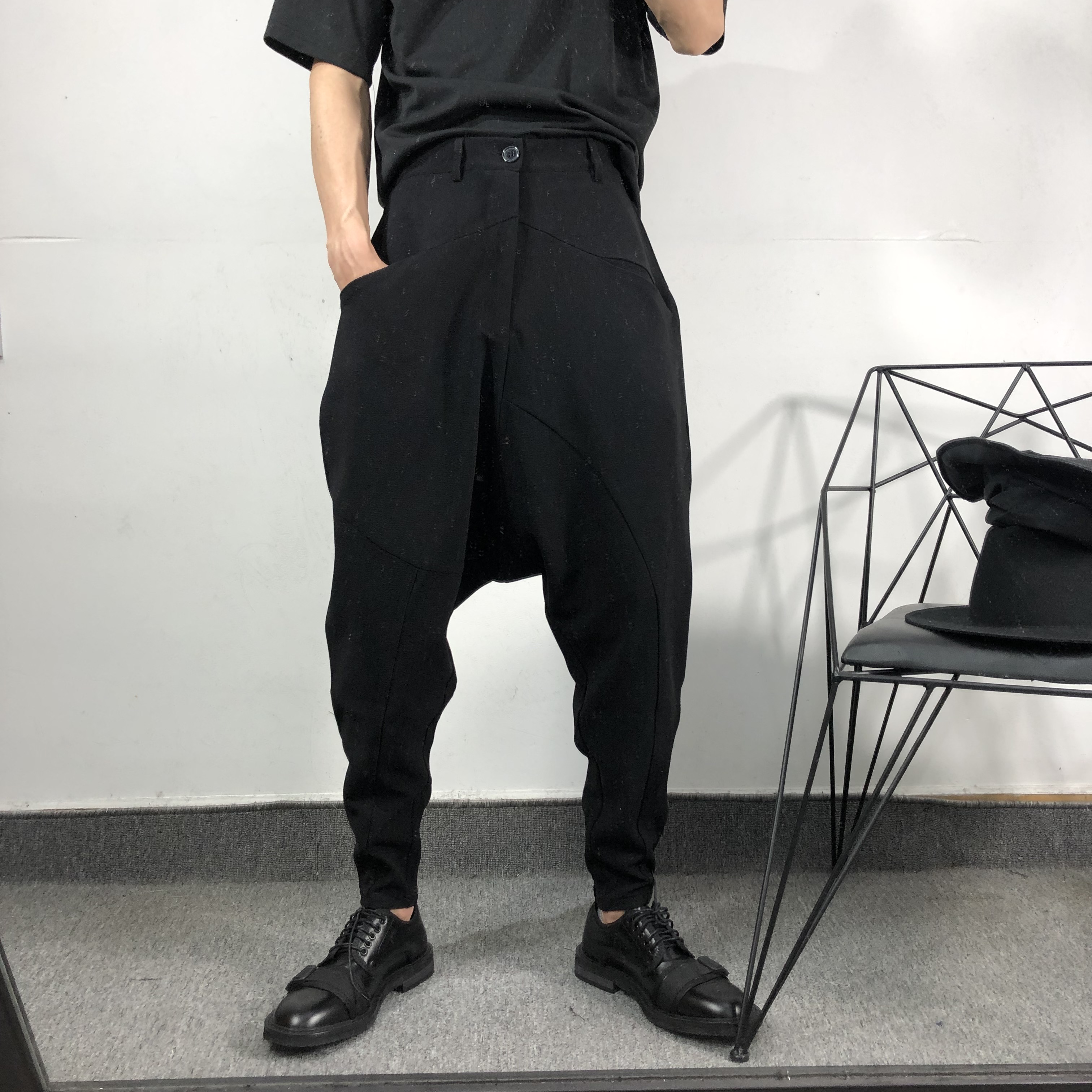 Description Picture 6 of itemNew Original Spring/Autumn Trendy Men's Simple and Loose Harlan Leggings Harajuku Style Casual Hanging Trouser
