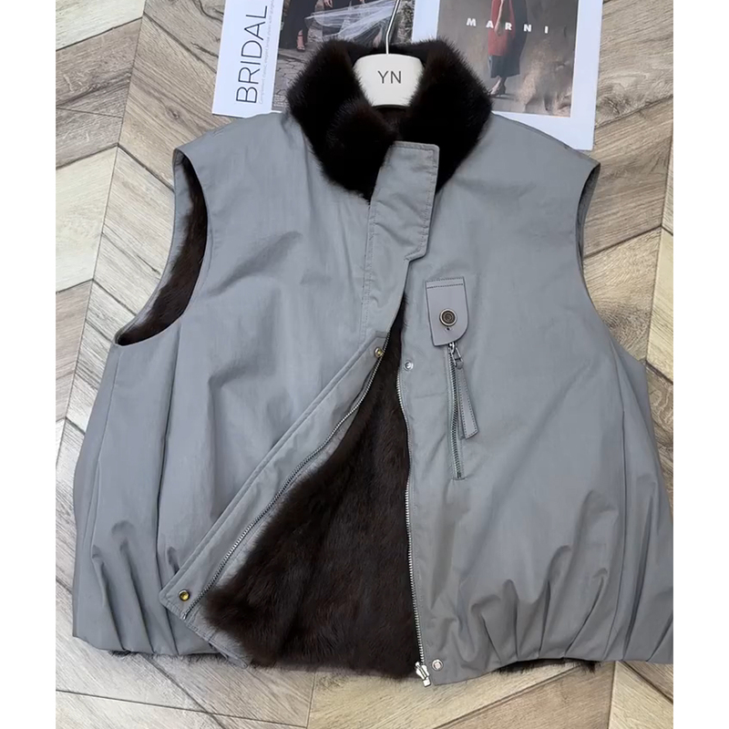 2026 Winter New Cool and Stylish High-End Gray-Blue Workwear Parka for Women, Versatile Winter New Furry Vest