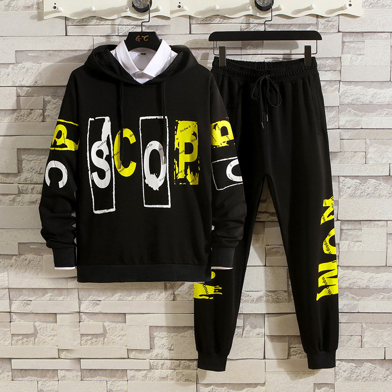 Boys autumn suit 18-year-old youth hooded long-sleeved two-piece suit 13 junior high school students 11 Korean version of the tide clothes 16 class clothes