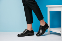 New Hollowed-out Leather Shoes Summer Positive Dress Men Sandals Business Casual Breathable Dongle Men Sandals Perforated Single Sandals Shoes