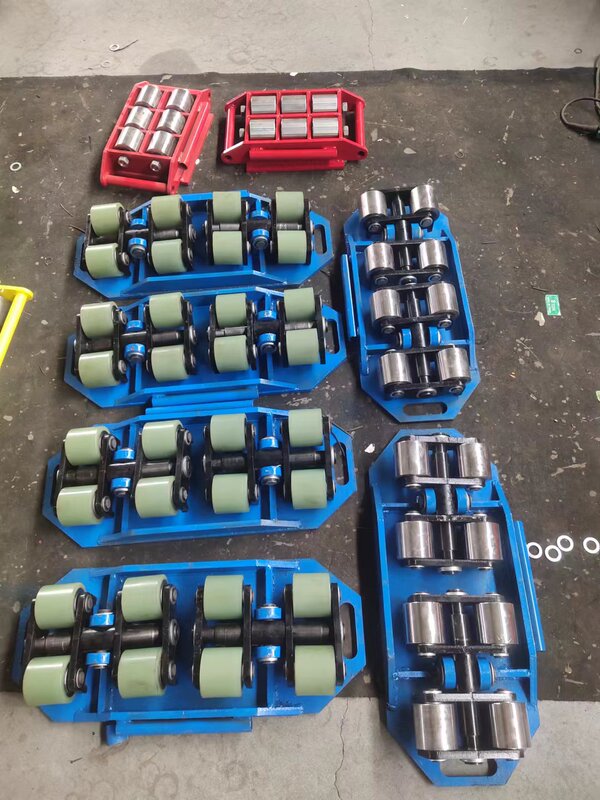 Moving Tank Vehicles with Imported Polyurethane Rubber Wheels, Obstacle-Crossing Tank Vehicles, Lateral Tank Vehicles, Steering Tank Vehicles