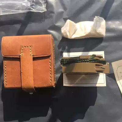 Inner margin cloud character military fans collection old-fashioned compass outdoor navigation field finger North needle China hanging button type pointer