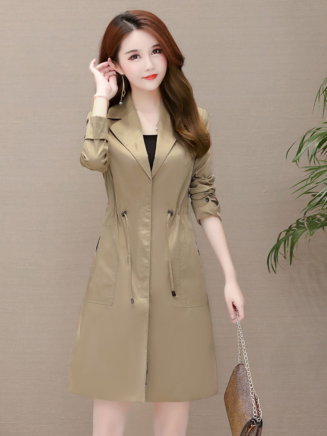 Windbreaker women's medium and long version of autumn 2021 new fashion temperament light ripe wind thin section thin age-reducing top jacket