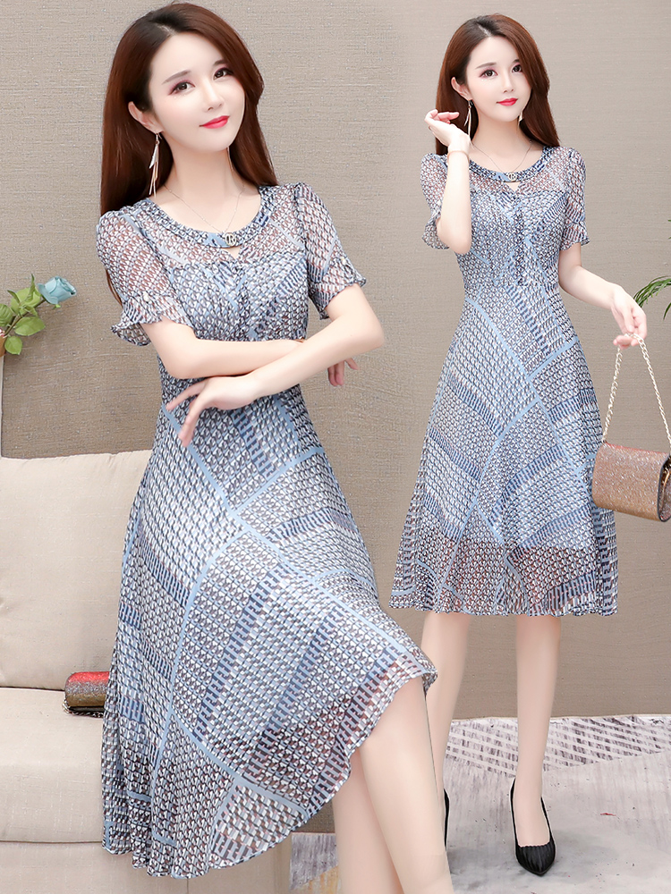 Your wife's mother's dress female summer 2020 new temperament waist slimming mesh yarn western style fashion goddess fan