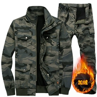 895 серых вентиляторов плюс бархатный костюм