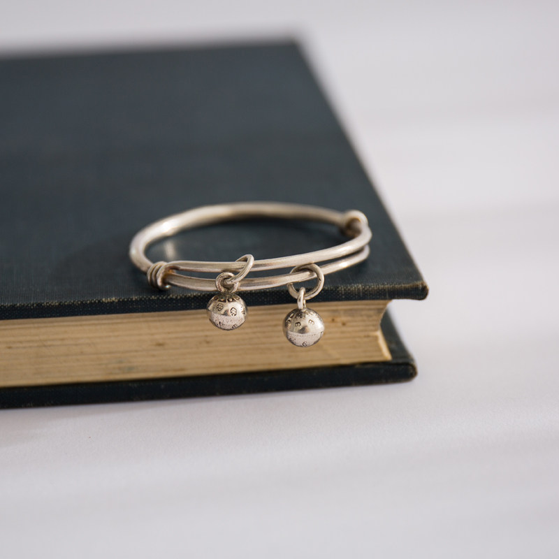 (Dream Pickup Light) Moon Er Silver Bell Chiang Mai Handmade Silver Open Pull Small Bell Children's Bracelet Adult Bracelet