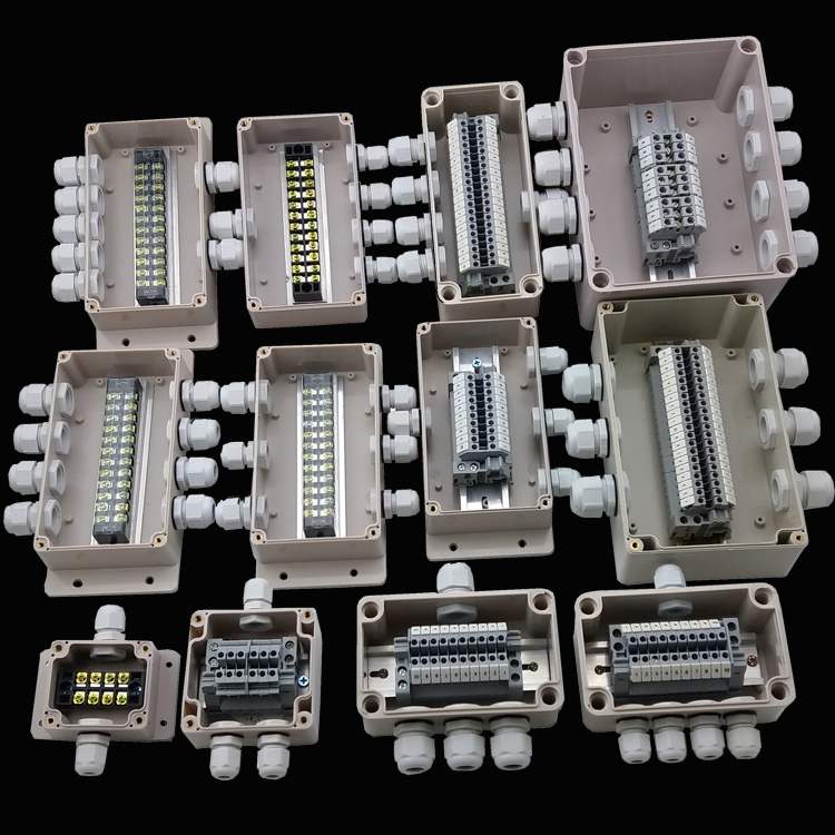 Outdoor Waterproof Junction Box With Terminals in 12 Three 45 Six Out of Diy Split Wire Box Plastic Action Power