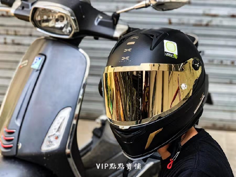 Made in Europe Portugal imported X NEXX gold limited edition black gold carbon fiber motorcycle helmet running helmet spot