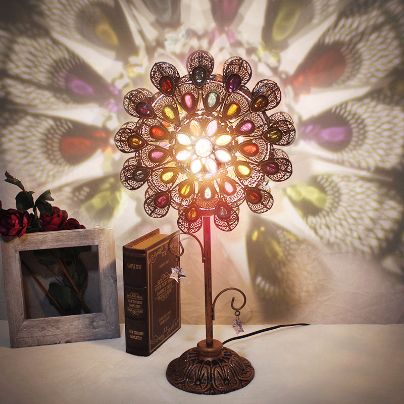 Creative flowers handmade peacock beaded wrought iron table lamp Southeast Asian restaurant homestay girl warm net red bedside lamp