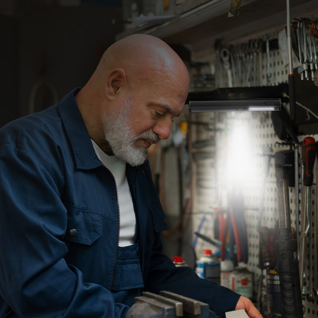 Strong Magnetic Suction Repair Led Work Light, Multi-Functional Auto Repair Light with Yellow and White Light, Cob Side Light, Portable Emergency Lighting Flashlight